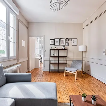 L'espine - Hyper Centre - Tramway Apartment